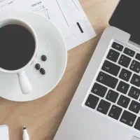 فروشنده  فضای مجازی درآمد روزانه
