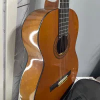 گیتار یاماها C40