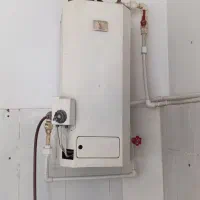 آبگرمکن دیواری مخزنی