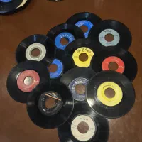 صفحه  گرامافون ۴۵ دور