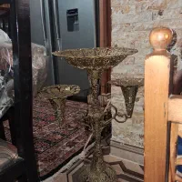 میوه خوری پایه دار برنزی