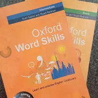 کتاب آموزشی انگلیسی Oxford Word skills