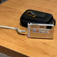 دوربین عکاسی دیجیتال حرفه ای و تمام لمسی سونی SONY