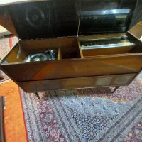 رادیو گرام لامپی قدیمی گراندیک