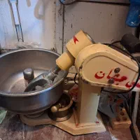 خمیرگیر برقی ۵ کیلویی