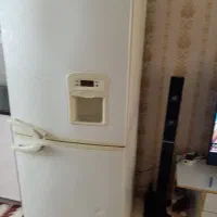 فروش یک عدد یخچال فریزر ممتاز