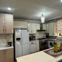 کابینت های گلاس در حد نو