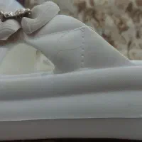 دمپایی نو