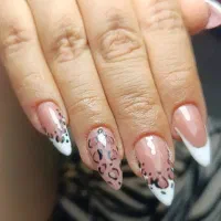 آف کاشت ناخن 320 و آف ویژه آموزش فقط فقط 2900