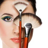 آموزشگاه و سالن زیبایی