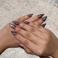 نیازمند مدل کاشت کاور .هزینه مواد گرفته میشه۲۹۰