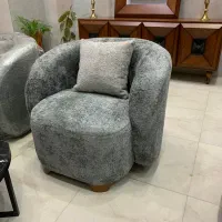 مبل مدرن راحتی طراحی خاص فوق‌راحت موجود در فروشگاه