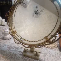 آینه قدیمی