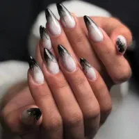 تخفیف ویژه کاشت ناخن تا پایان مرداد