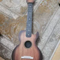 گیتار بچگانه