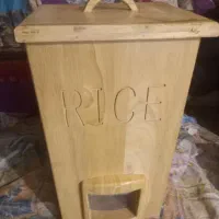 سطل برنج نو بزرگ چوبی خودرنگ تایلندی با پیمانه