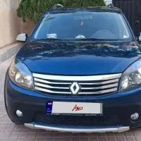 رنو ساندرو دنده ای