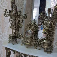 ست شمعدان و آینه ، ساعت برنزی