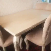 میز نهار خوری ۶نفره کرم رنگ تاج دار سالم