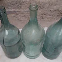 سه عدد شیشه