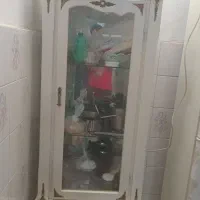 ویترین اینه دار