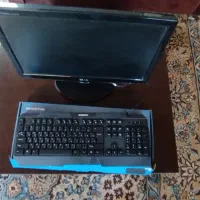 مانیتور و کیبورد