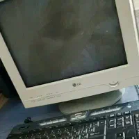 مانیتور تنها در حد نو و سالم