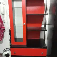 کمد به همراه طبقه