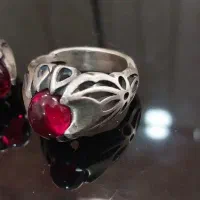 انگشتر یاقوت