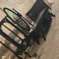 میز تی وی.اینه قدی.نهارخوری.تخت.همه باهم