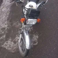 موتور۱۵۰مدل۹۴ احسان ۵دنده