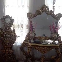 سلام این آیینه کنسول کسی خواست