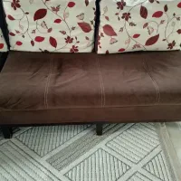 مبل راحتی مخمل و چوب