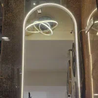 آینه قدی کنارسالنی نوردار