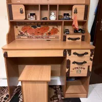 میزتحریر در حد نو قیمت دو نیم