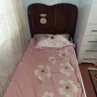 تخت خواب نوجوان