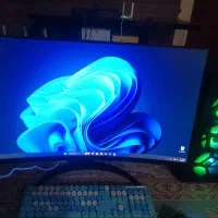 مانیتور خمیده Acer ED320Q و 32 اینچ و 240 هرتز