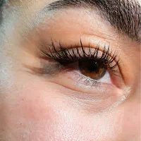 خدمات اکستیشن مژه/تاتو