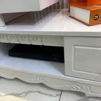 میز‌ تلوزیون کاملا سالم