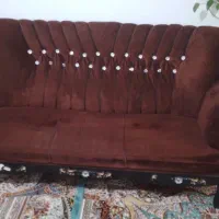مبل هفت نفره همراه با میز بزرگ و دو عدد میز عسلی
