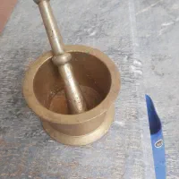هاون برنجی خالص همراه با دسته