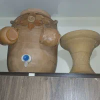 کلمن سفالی پایه دار