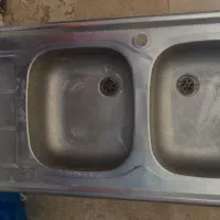سینک و شیرآلات توالت