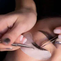 استخدام دونفر دستیار مژه *آموزش رایگان*