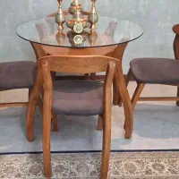 میز ناهارخوری خوری چهار نفره و چهار صندلی