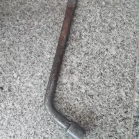 آچار چرخ پراید