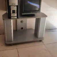 مانیتور ، کیس و میز تلویزیون