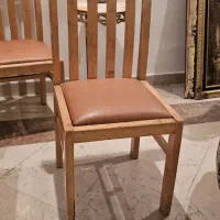 صندلی چوبی