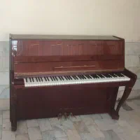 پیانو آکوستیک روسی