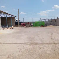 کارگر گاوداری